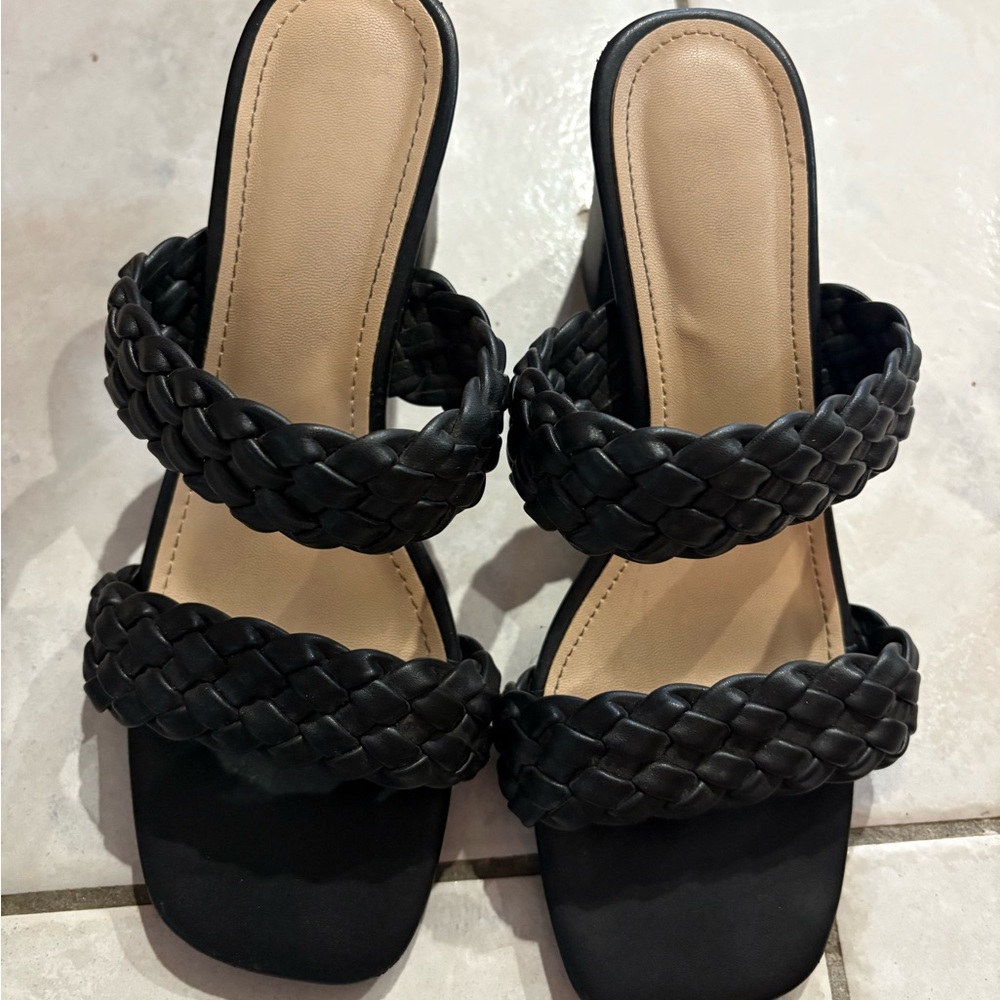 Elegant Black Braided Women's Sandals